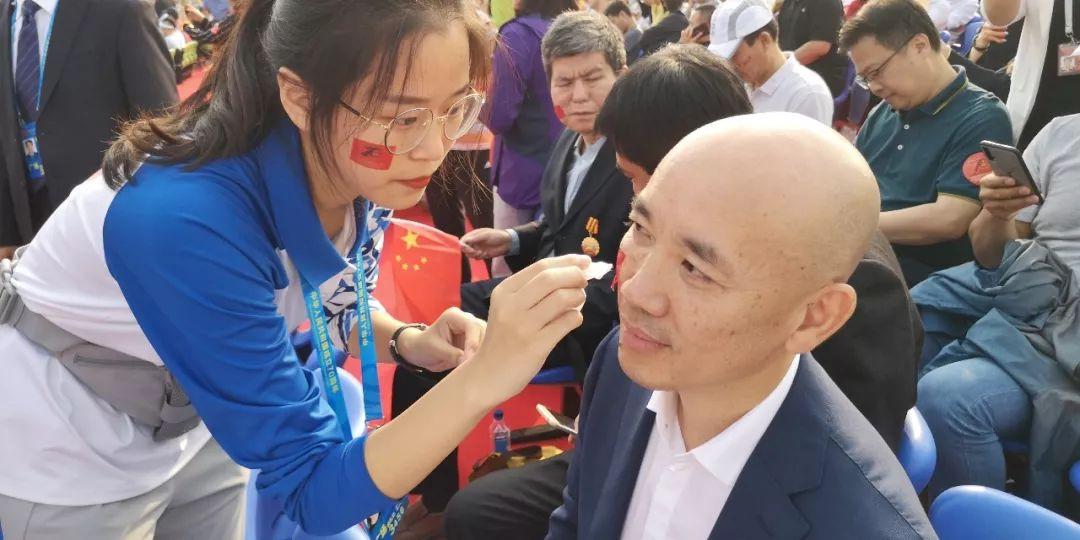 國慶閱兵視頻2019，回顧盛況，完整視頻再現(xiàn)輝煌，2019國慶閱兵回顧，盛況再現(xiàn)，輝煌視頻展現(xiàn)