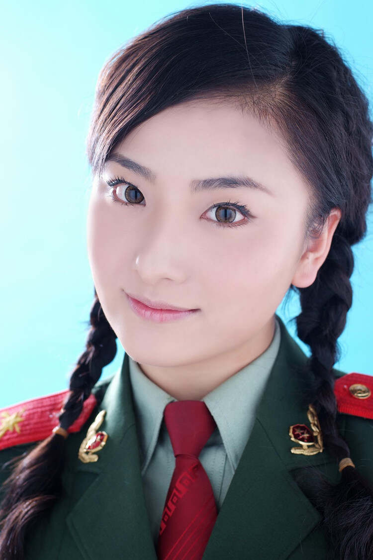 中國最漂亮的女兵照片第一名——展現(xiàn)英雄之美與榮耀印記，中國女兵第一名，榮耀印記與英雄之美的璀璨瞬間