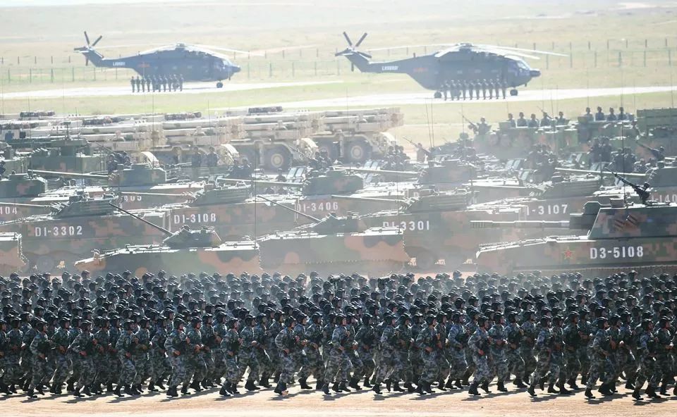 建軍90周年閱兵儀式，回顧輝煌歷程，展望嶄新未來，建軍90周年閱兵儀式，回顧輝煌歷程，展望嶄新未來，彰顯軍威國威的力量展示