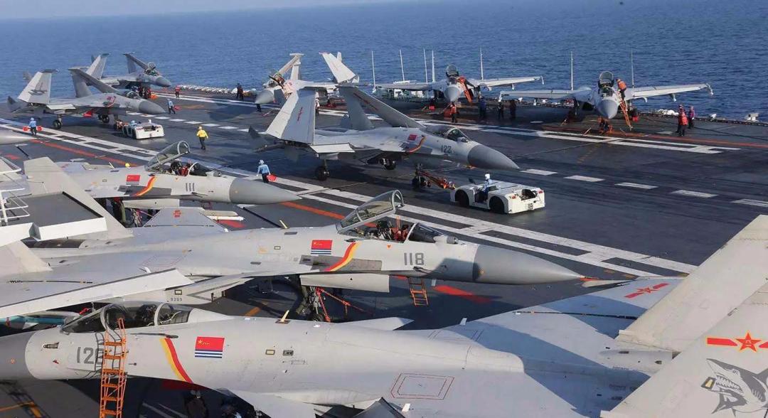 中國同時(shí)開建四艘航母，全球海軍建設(shè)的新里程碑，中國四艘航母同時(shí)開建，全球海軍建設(shè)邁入新紀(jì)元