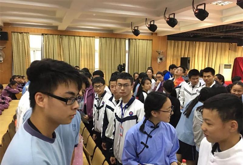 新澳門三中三6組免費公開——探索與解析，澳門三中三最新6組數(shù)據(jù)解析與探索，免費公開揭秘
