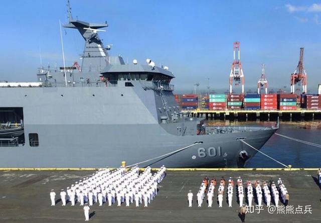 中國海軍節(jié)閱兵，展現(xiàn)中國力量的壯麗畫卷——紀念中國海軍節(jié)2022年盛大閱兵活動，中國海軍節(jié)盛大閱兵，展現(xiàn)力量與榮耀的壯麗畫卷 2022年紀念活動回顧