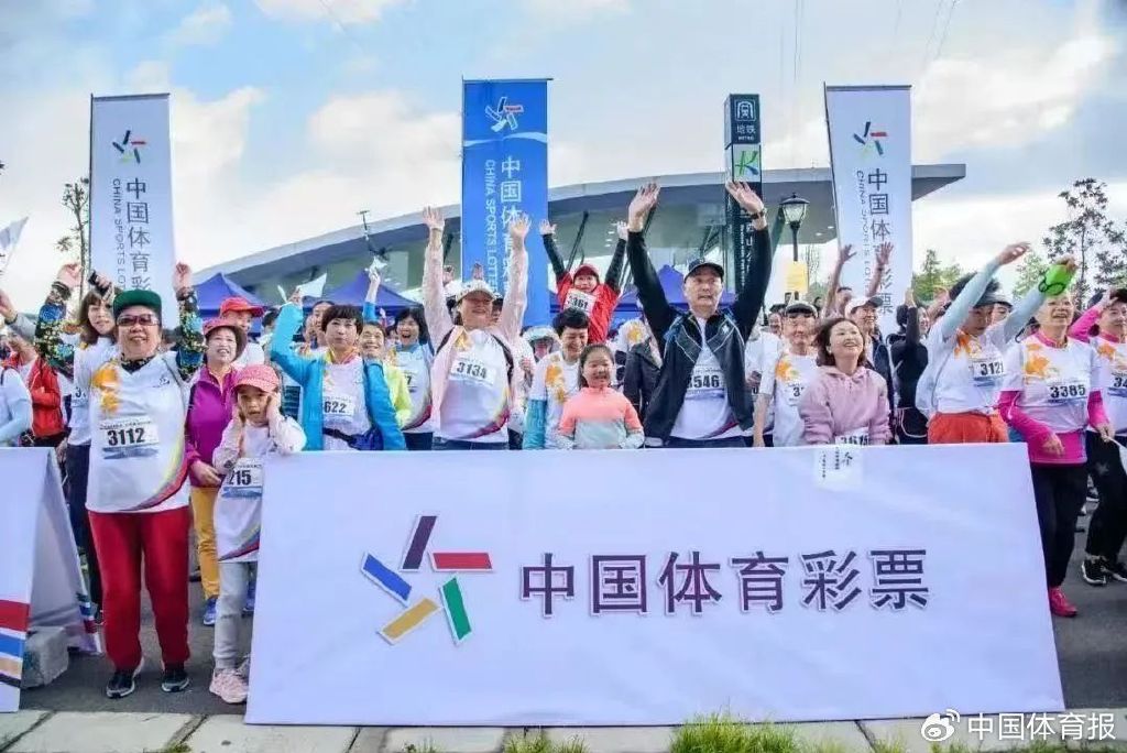 新澳門一碼一肖一特一中鳳凰體育彩票——探索彩票背后的秘密，新澳門彩票背后的秘密，一碼一肖一特一中與鳳凰體育彩票解析