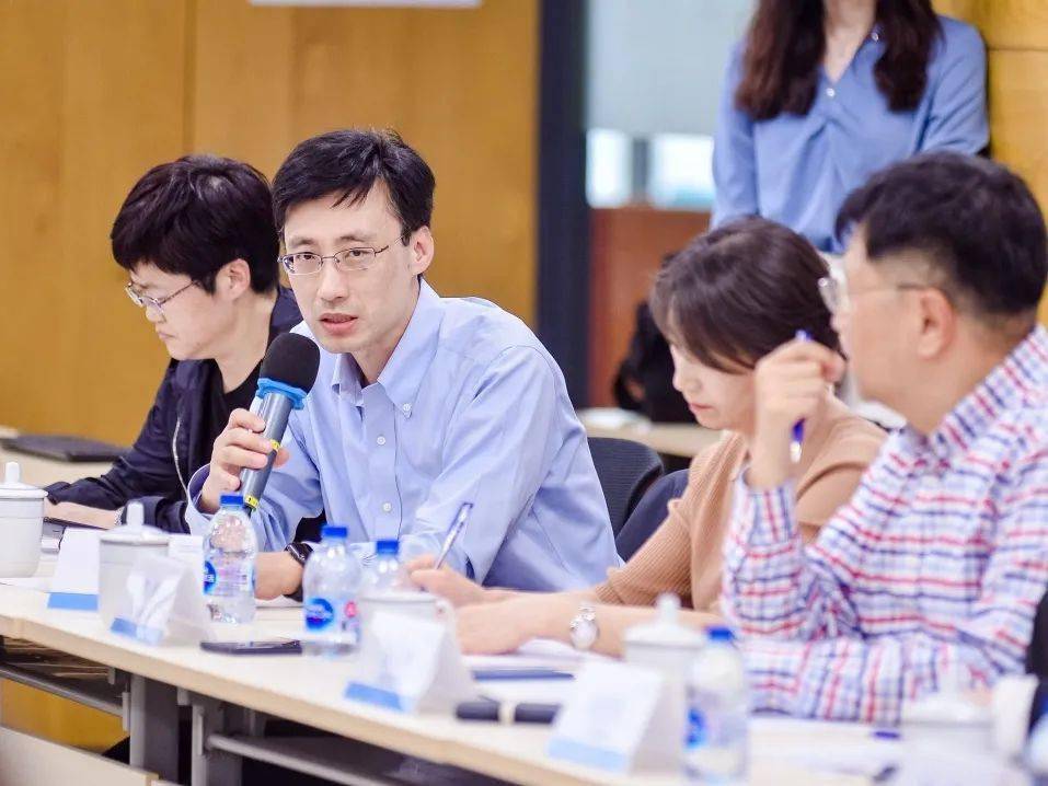 王中王一肖中持嗎？深度解析背后的故事與真相，揭秘王中王一肖背后的故事與真相，深度解析與真相探討
