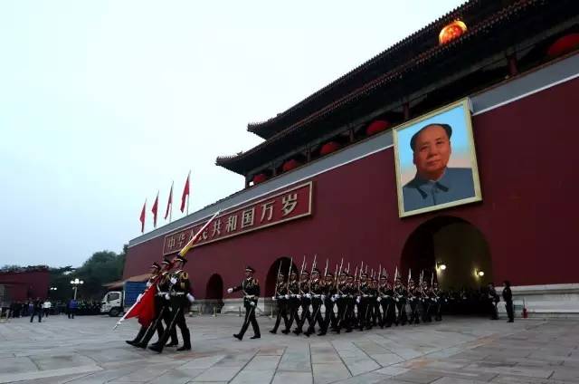 重溫歷史瞬間，2009年國慶閱兵完整版現場直播回顧，重溫輝煌瞬間，2009年國慶閱兵盛典回顧與直播回顧