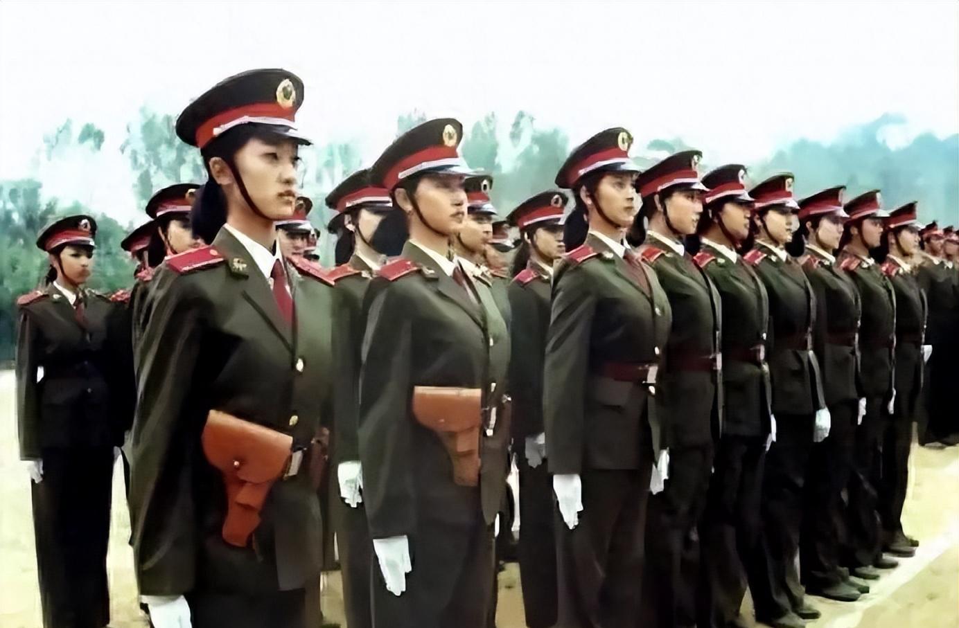 國慶節(jié)閱兵式，幾年一度的盛大儀式，國慶節(jié)閱兵式，盛況空前的年度盛典