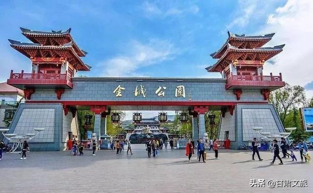 暑假旅游景點推薦國內(nèi)，暢游中國最美的風(fēng)景勝地，暑假國內(nèi)旅游勝地推薦，暢游中國絕美風(fēng)景勝地