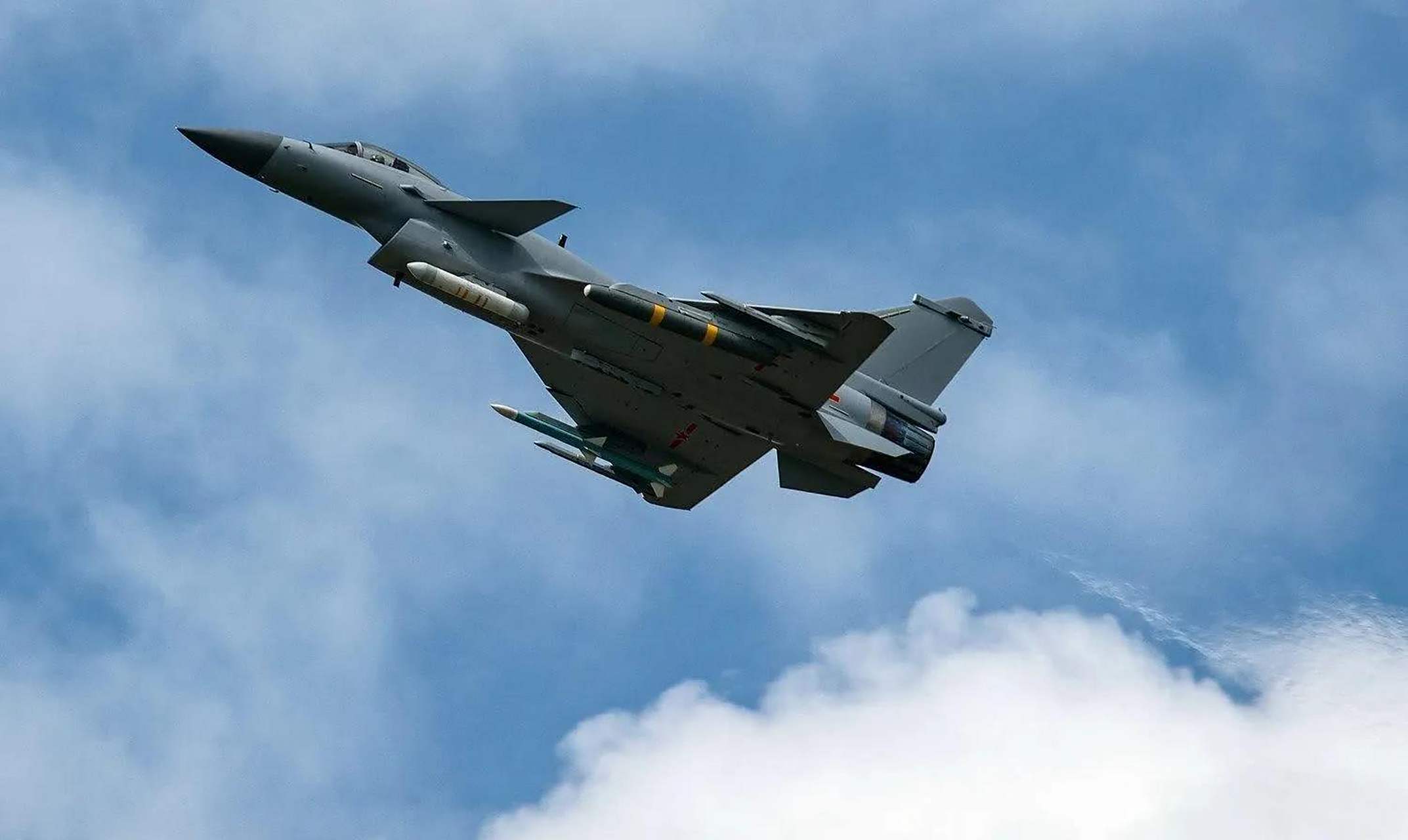 殲十C，中國(guó)空軍新一代戰(zhàn)斗機(jī)的卓越性能與技術(shù)創(chuàng)新，殲十C，中國(guó)空軍新一代戰(zhàn)斗機(jī)的卓越性能及技術(shù)創(chuàng)新揭秘