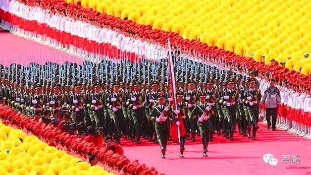 國(guó)慶閱兵是每年一次嗎？——深度解析與探討，深度解析與探討，國(guó)慶閱兵是否為每年例行活動(dòng)？