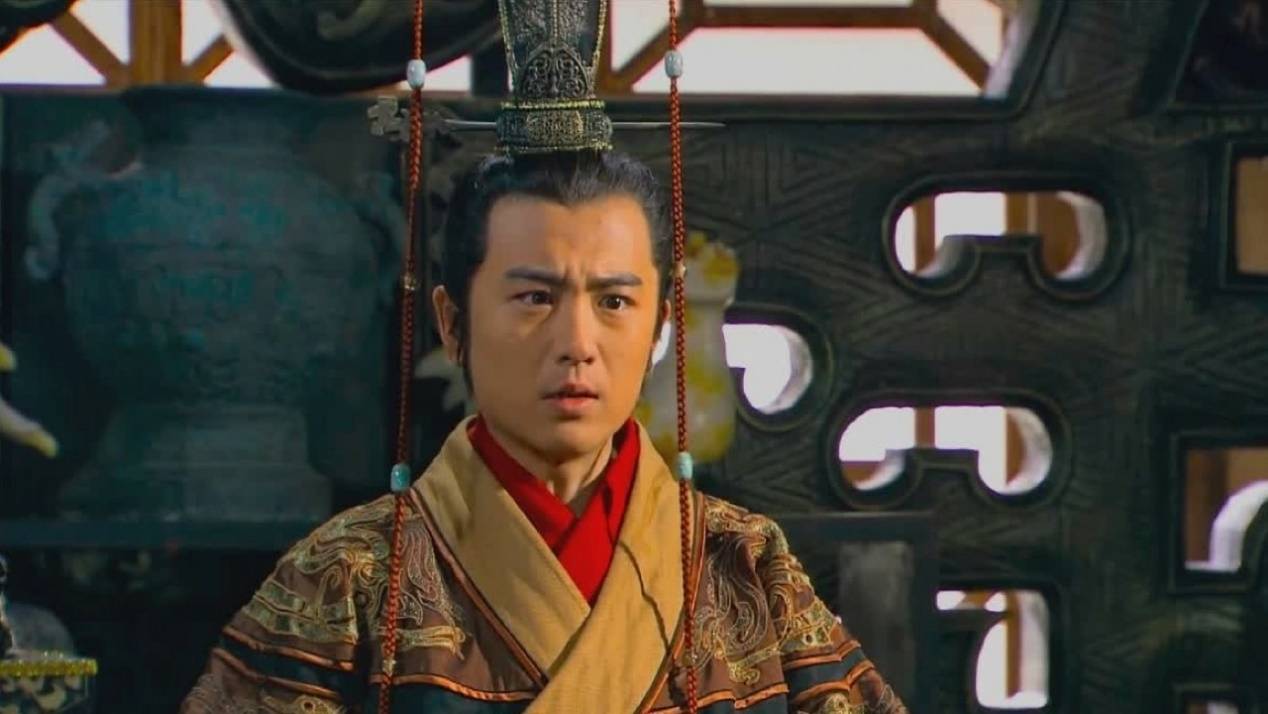 揭秘劉伯溫期期精準(zhǔn)選肖背后的故事，誰成為富婆背后的秘密？，揭秘劉伯溫精準(zhǔn)選肖背后的故事，富婆背后的秘密揭曉！