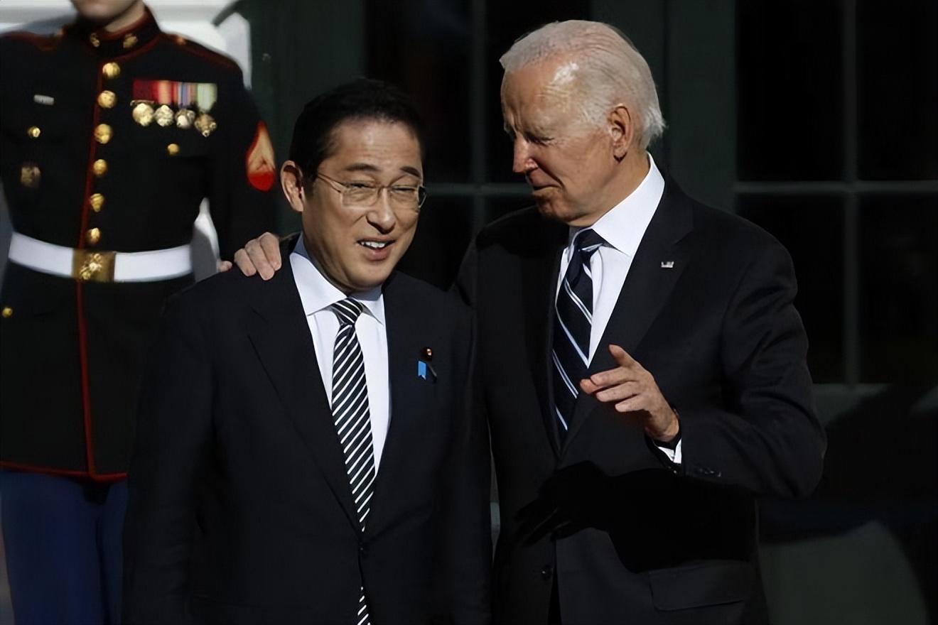 解放軍直接硬剛臺海一幕，堅定捍衛(wèi)國家主權(quán)與安全的決心，解放軍堅定捍衛(wèi)國家主權(quán)與安全的決心，臺海硬剛行動展示堅定意志