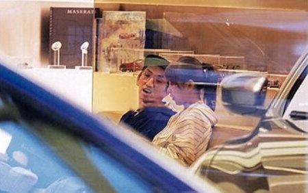 林志炫老婆的個(gè)人資料，揭秘背后的神秘面紗，林志炫妻子神秘面紗揭曉，妻子個(gè)人資料大揭秘