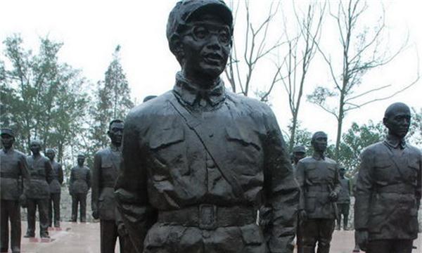 上將與正部級(jí)待遇，權(quán)力與地位的象征，上將權(quán)力與正部級(jí)待遇，地位與權(quán)力的象征